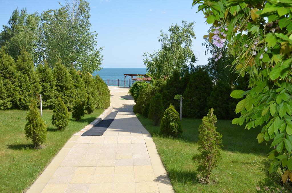 Single Private Apartments In Marina View Fort Beach Sveti Vlas Exterior foto