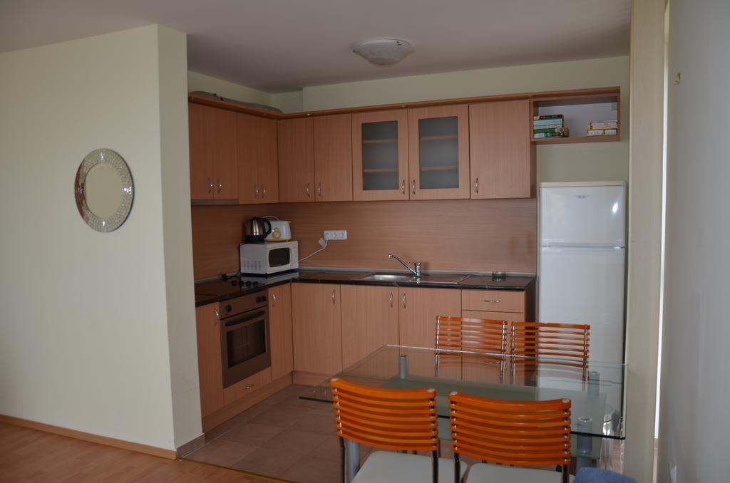 Single Private Apartments In Marina View Fort Beach Sveti Vlas Exterior foto